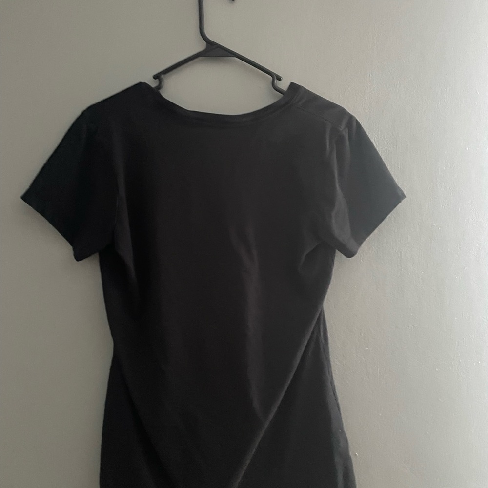 Black dri fit tee